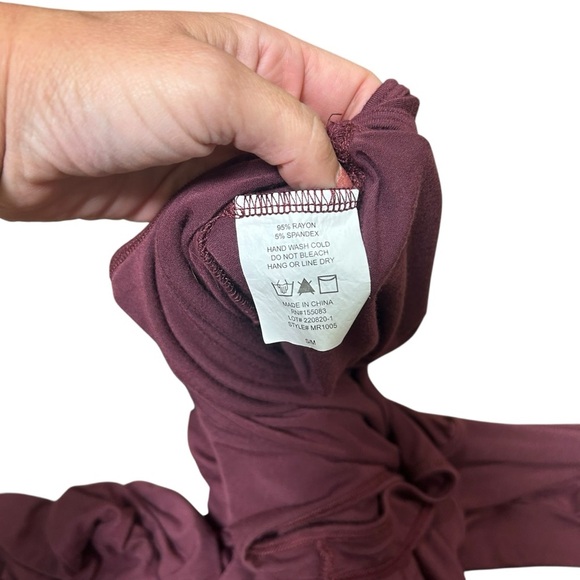 Momper Romper girls one piece jumpsuit maroon size small/medium 6-8 stretch - Picture 6 of 6